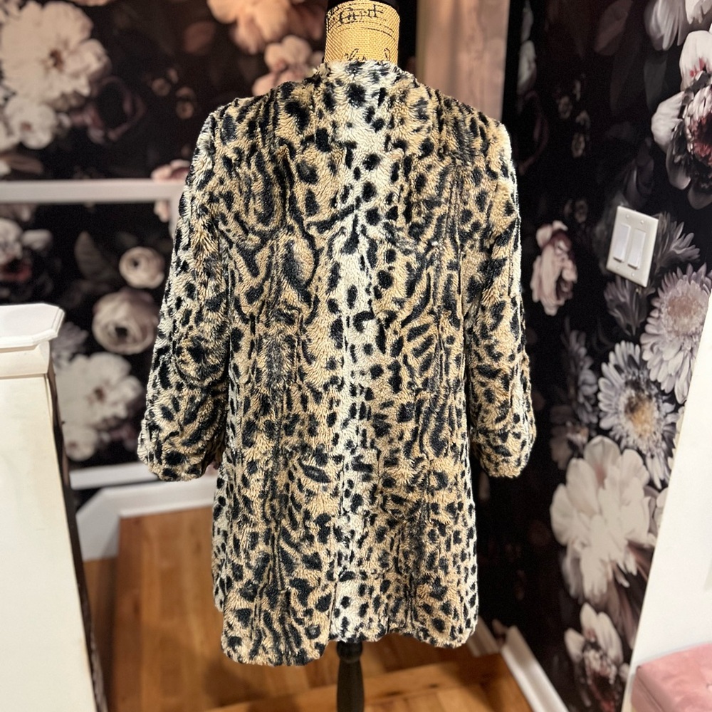 Dennis Basso faux fur coat - Picture 3 of 3